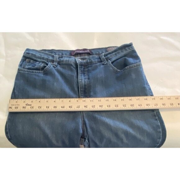 Gloria Vanderbilt Amanda Capri Jeans Womens Size 14 Blue Stretch Denim Casual - Picture 12 of 15